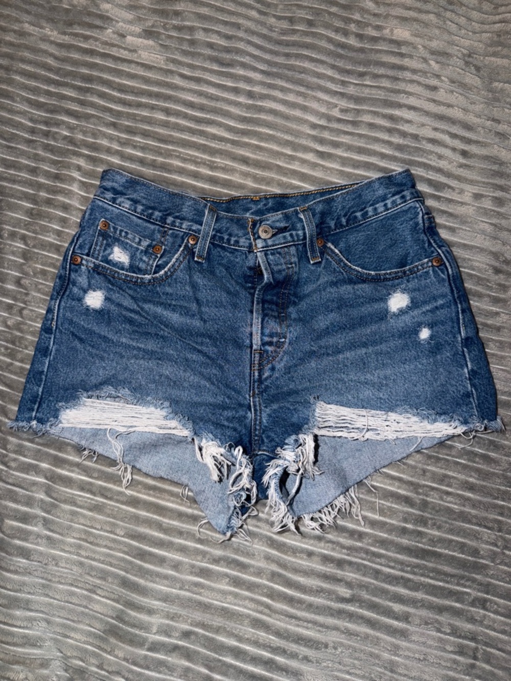 Levi’s 501 High-Rise Distressed Denim Cutoff Shorts - Blue